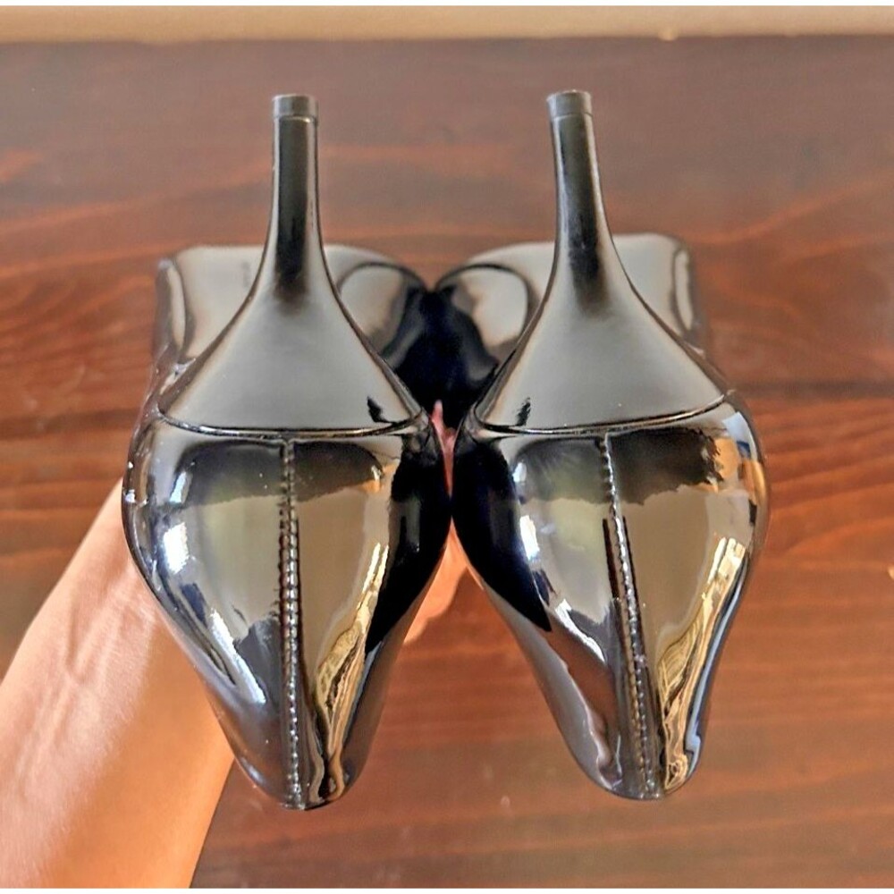 Salvatore Ferragamo Vara Black Patent Leather Silver Bow Pumps Size 7 B Italy - Picture 9 of 14